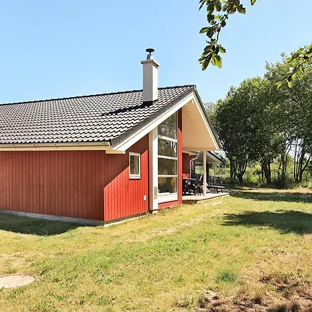Semesterbostad Grobenbrode Villa, Hot Tub